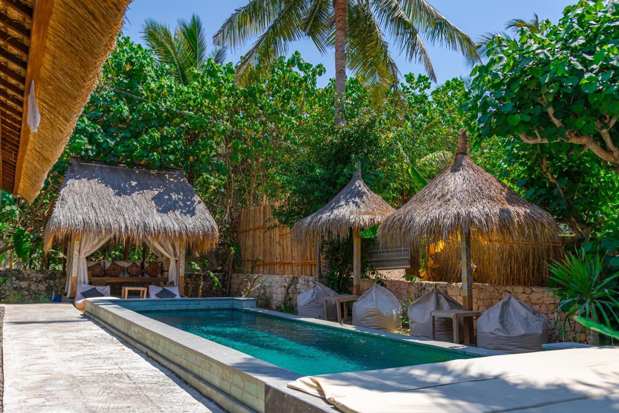 Golden Garuda Cottages Polilit Exteriér fotografie