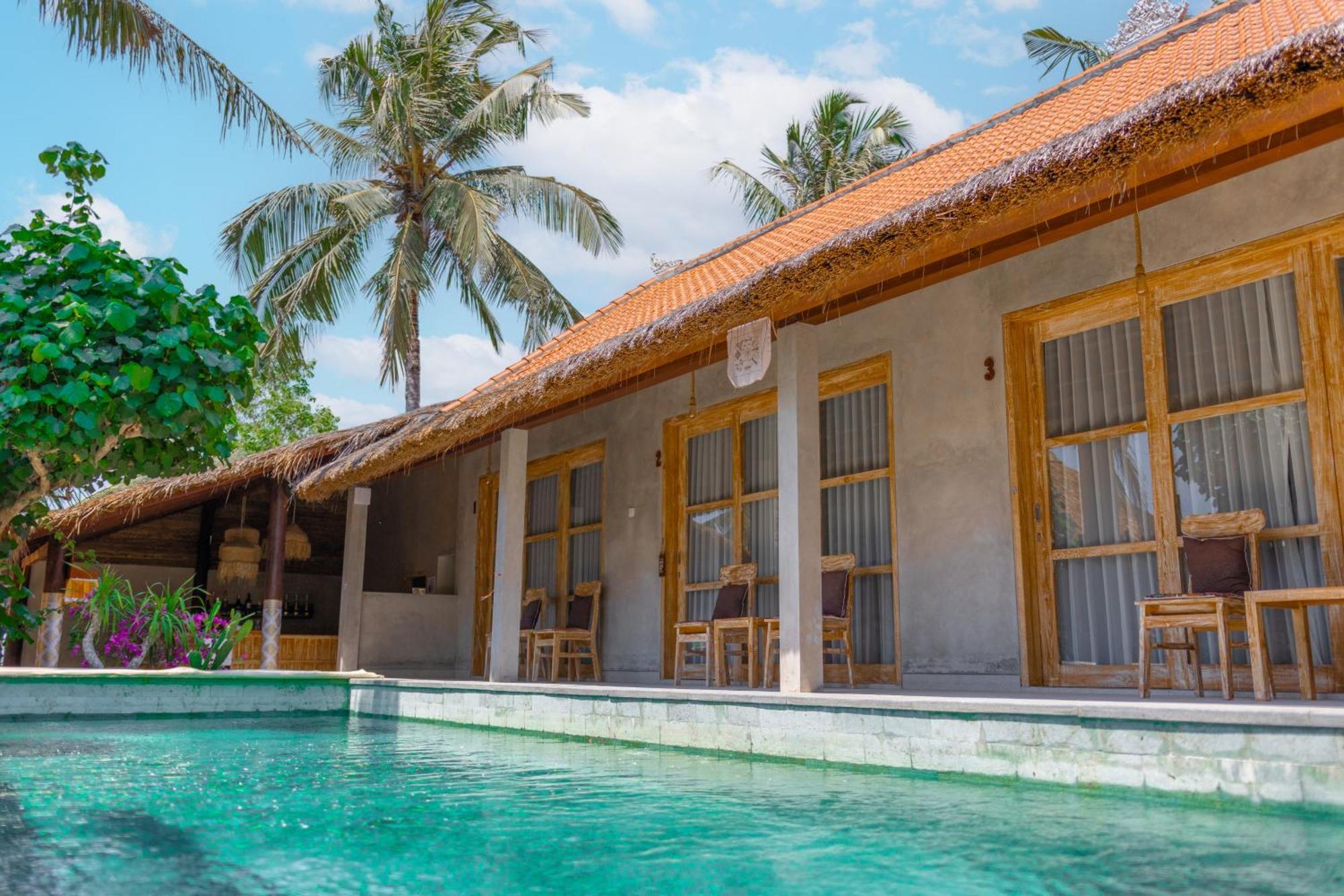 Golden Garuda Cottages Polilit Exteriér fotografie